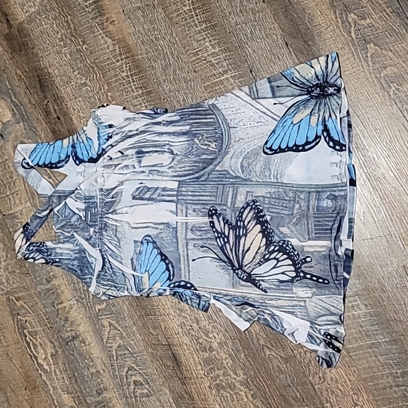 Gently Loved woman's blouse top size medium by candy Couture butterfly pattern - Picture 6 of 8